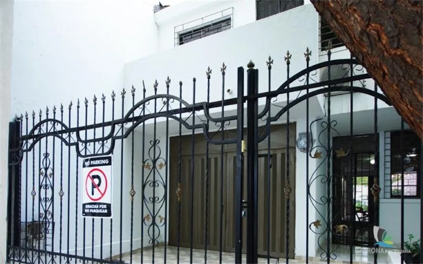 Casa en arriendo en URBANIZACION SALGUERO, Santa marta