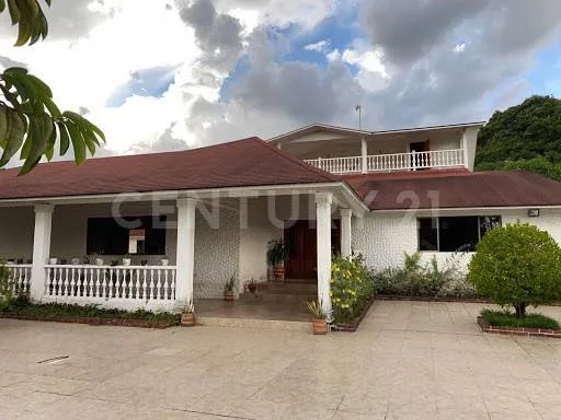 Casa en arriendo en Restrepo