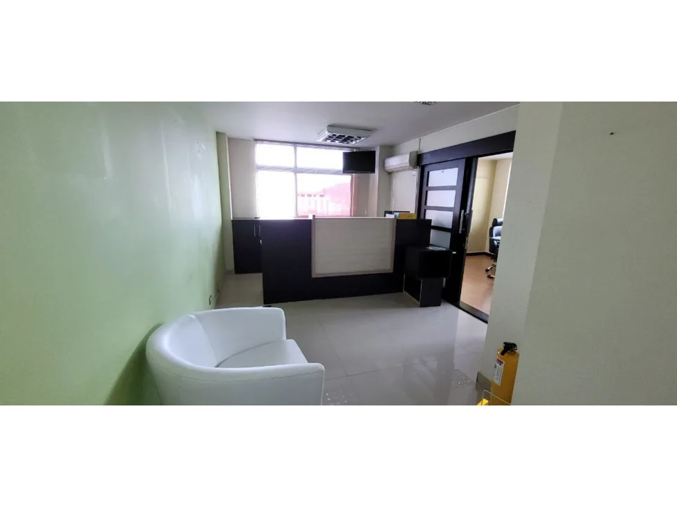 Consultorio en arriendo en Centro, Pereira