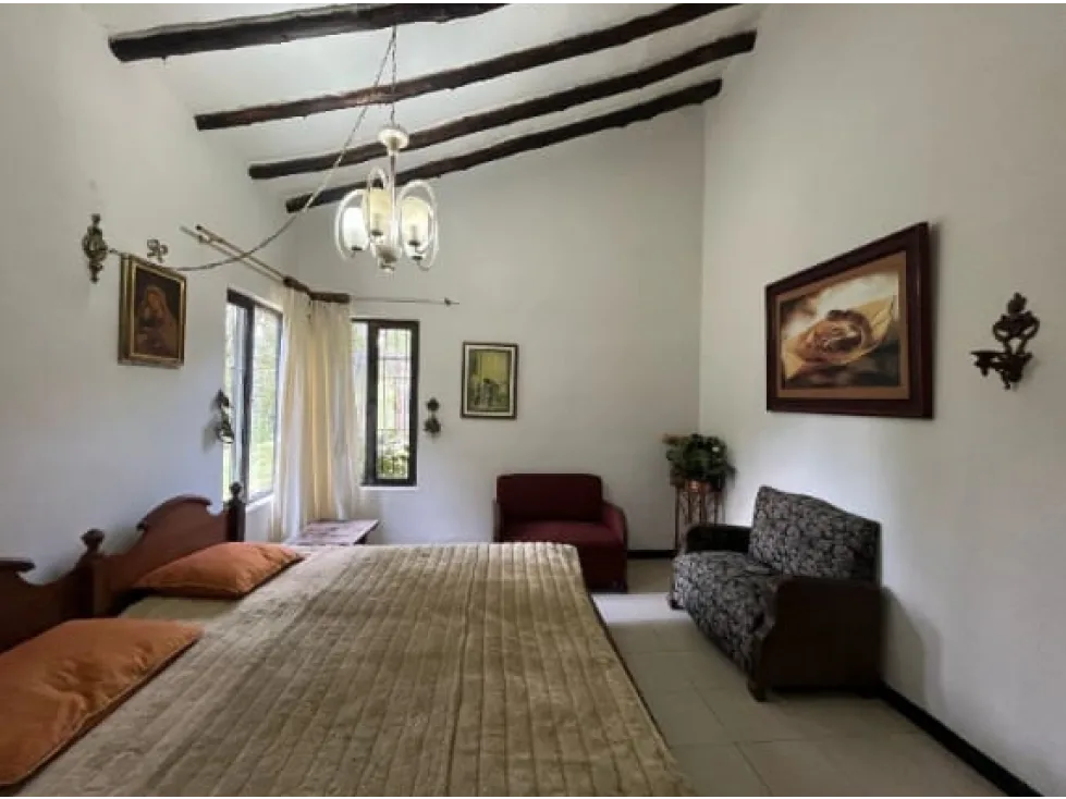 Casa en Arriendo en Loma Benedictinos, Envigado