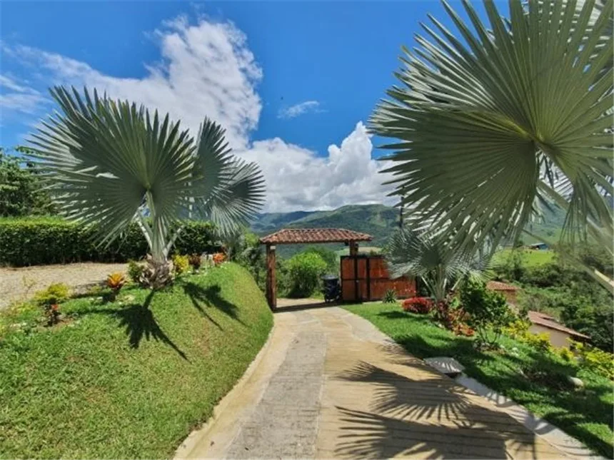 Finca en arriendo en Las beatrices - la m, Santo domingo