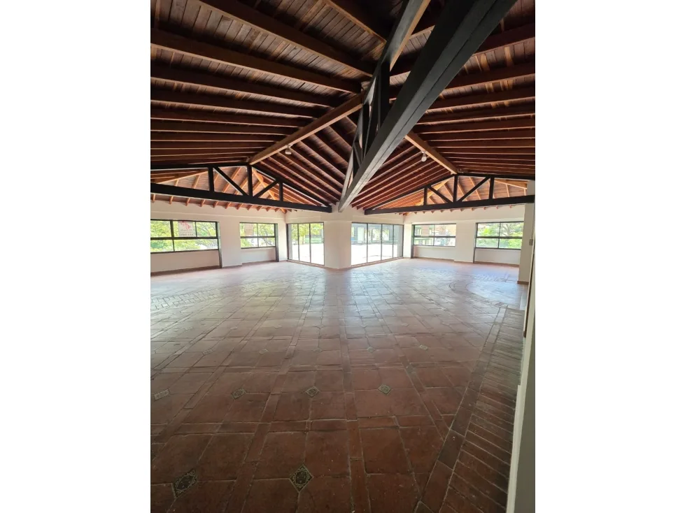 Local en Arriendo en Centro, Itaguí