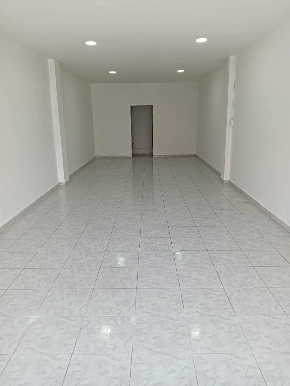 Local en Arriendo en La cumbre