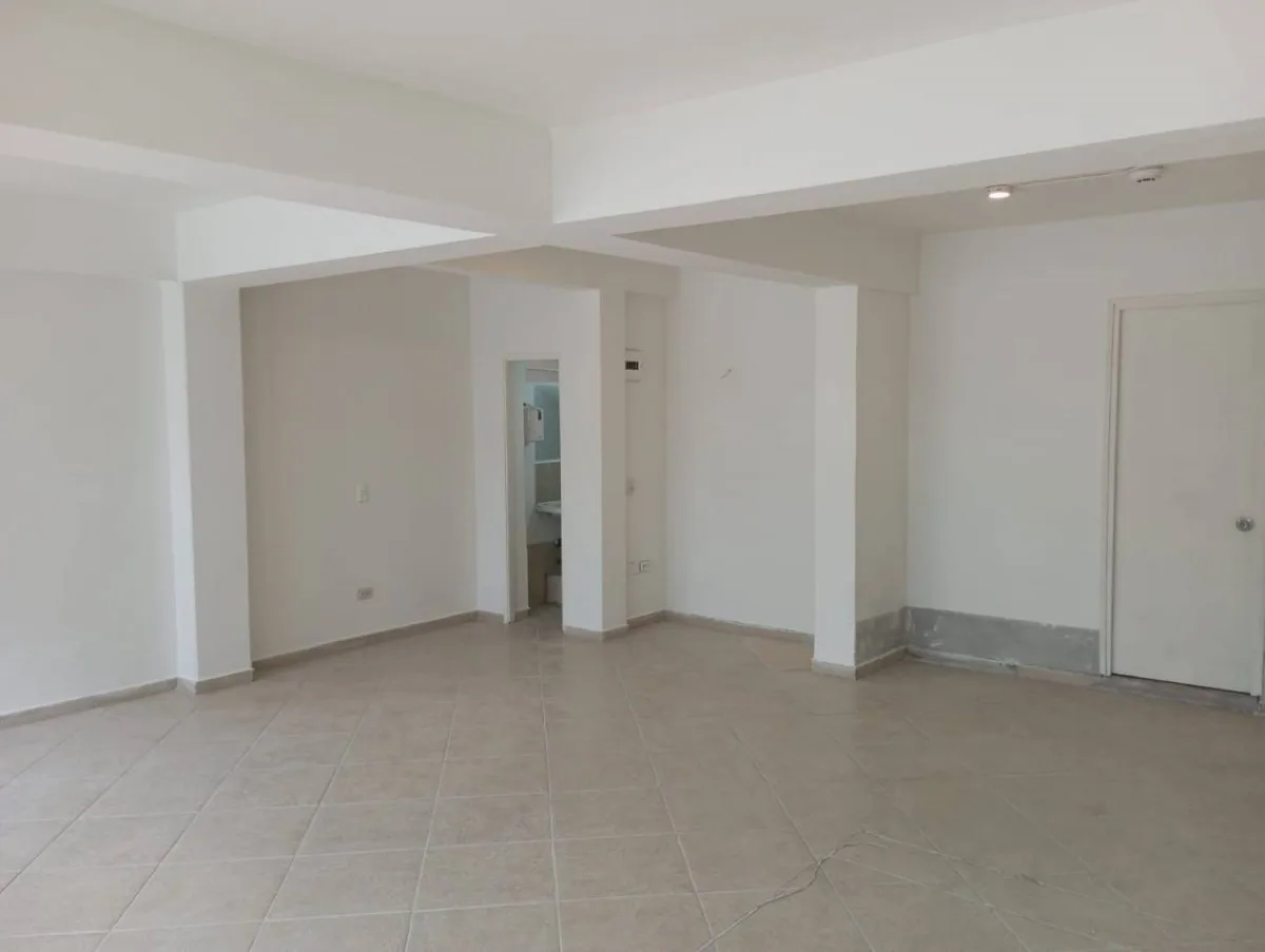 Local en Arriendo en Las Lomitas, Sabaneta