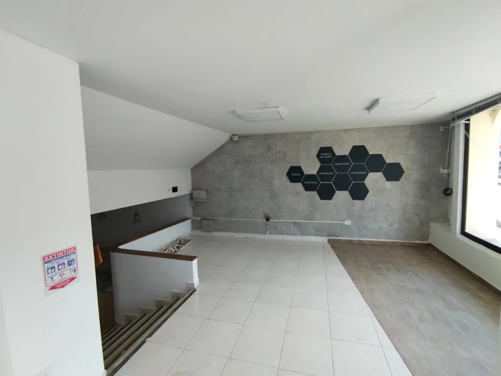 Local en Arriendo en Maraya, Pereira