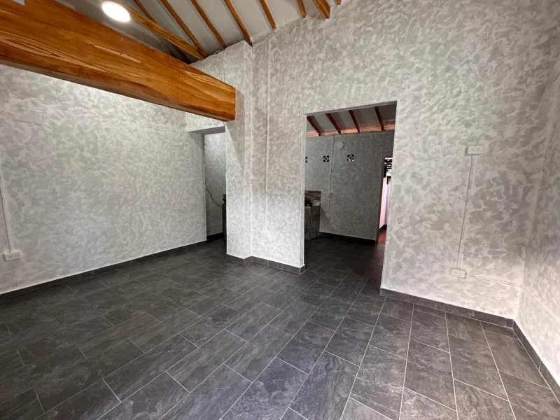Local en Arriendo en Mesa, Envigado