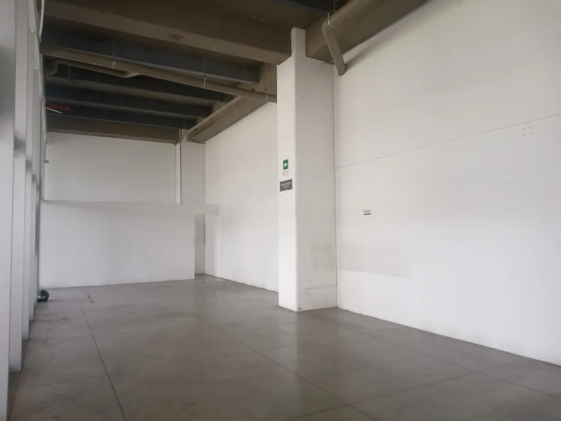 Local en Arriendo en Monteazul, Sabaneta