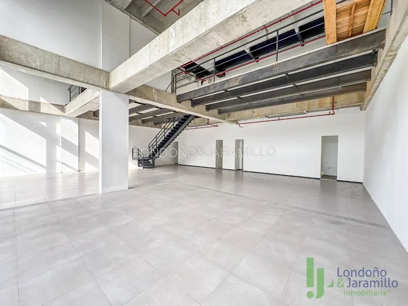 Local en Arriendo en Primavera, Envigado