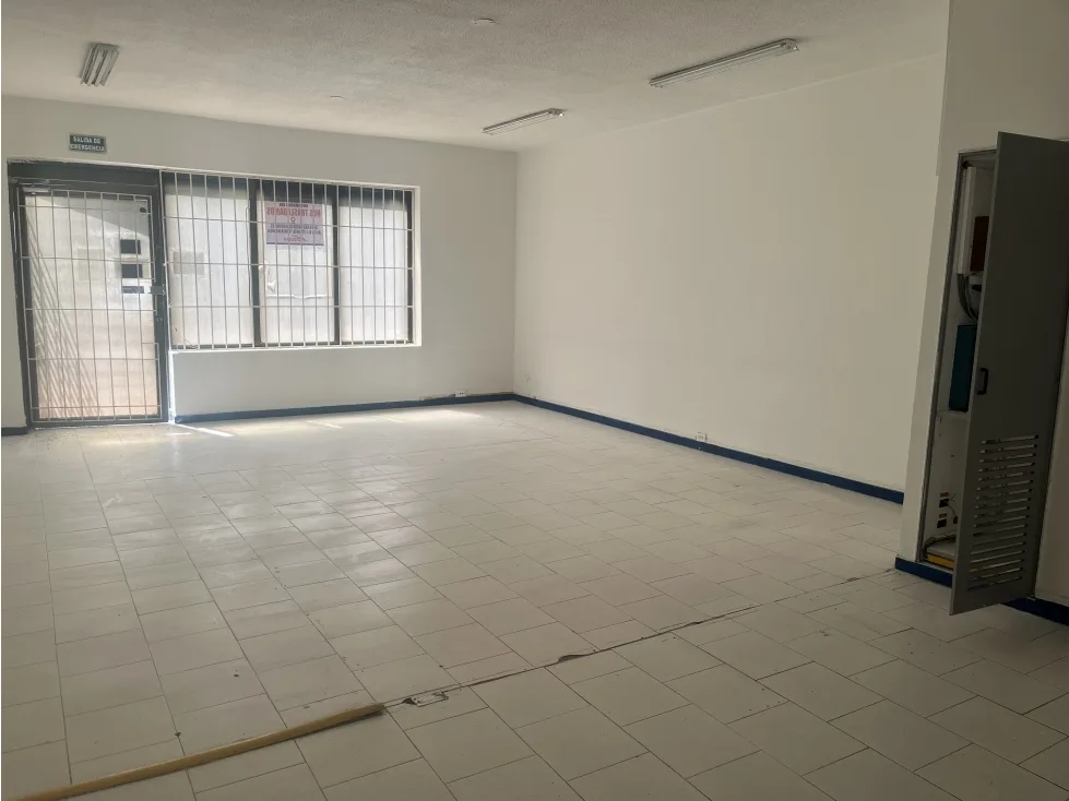 Local en Arriendo en Versalles