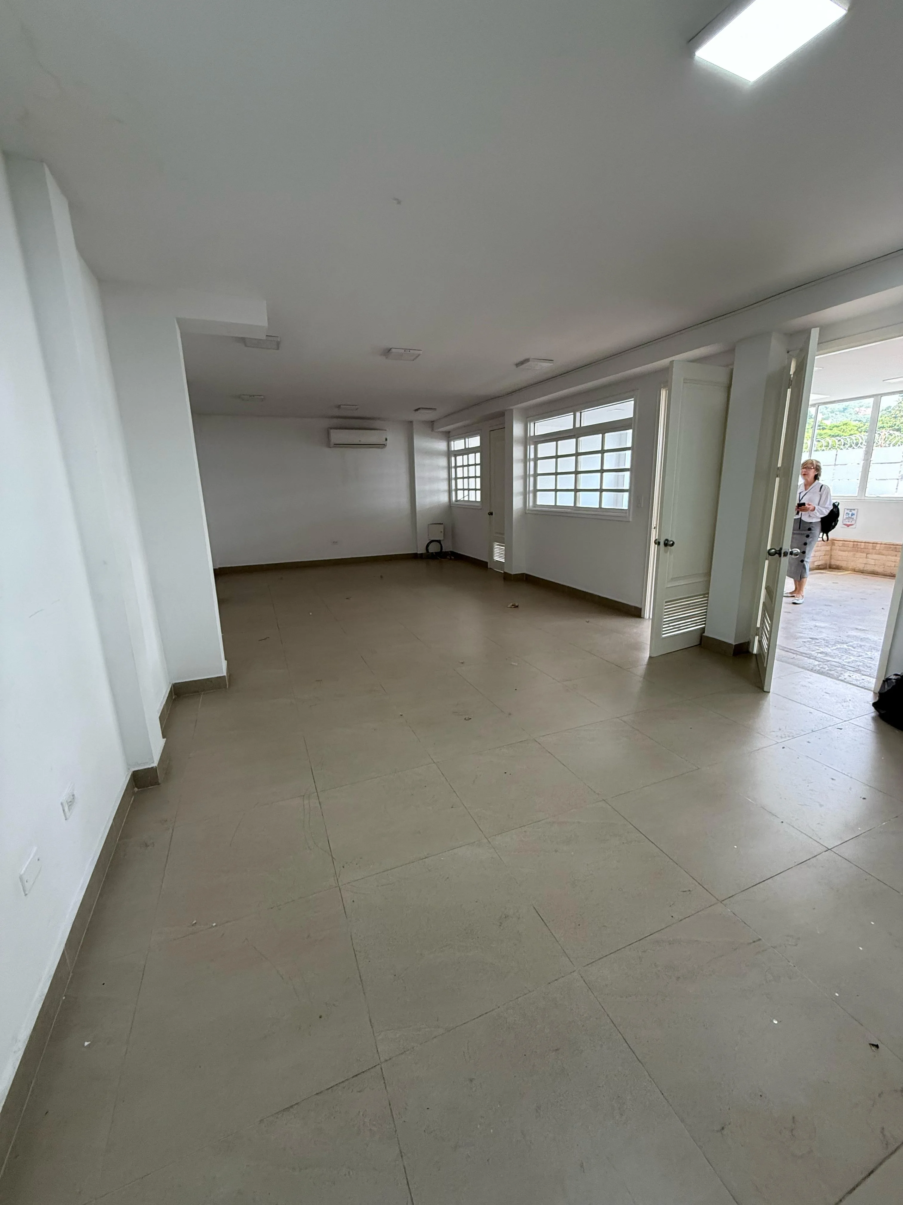 Local en Arriendo en Versalles