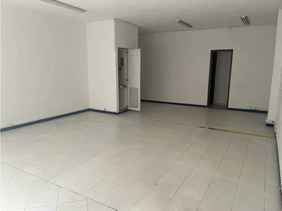 Local en Arriendo en Versalles