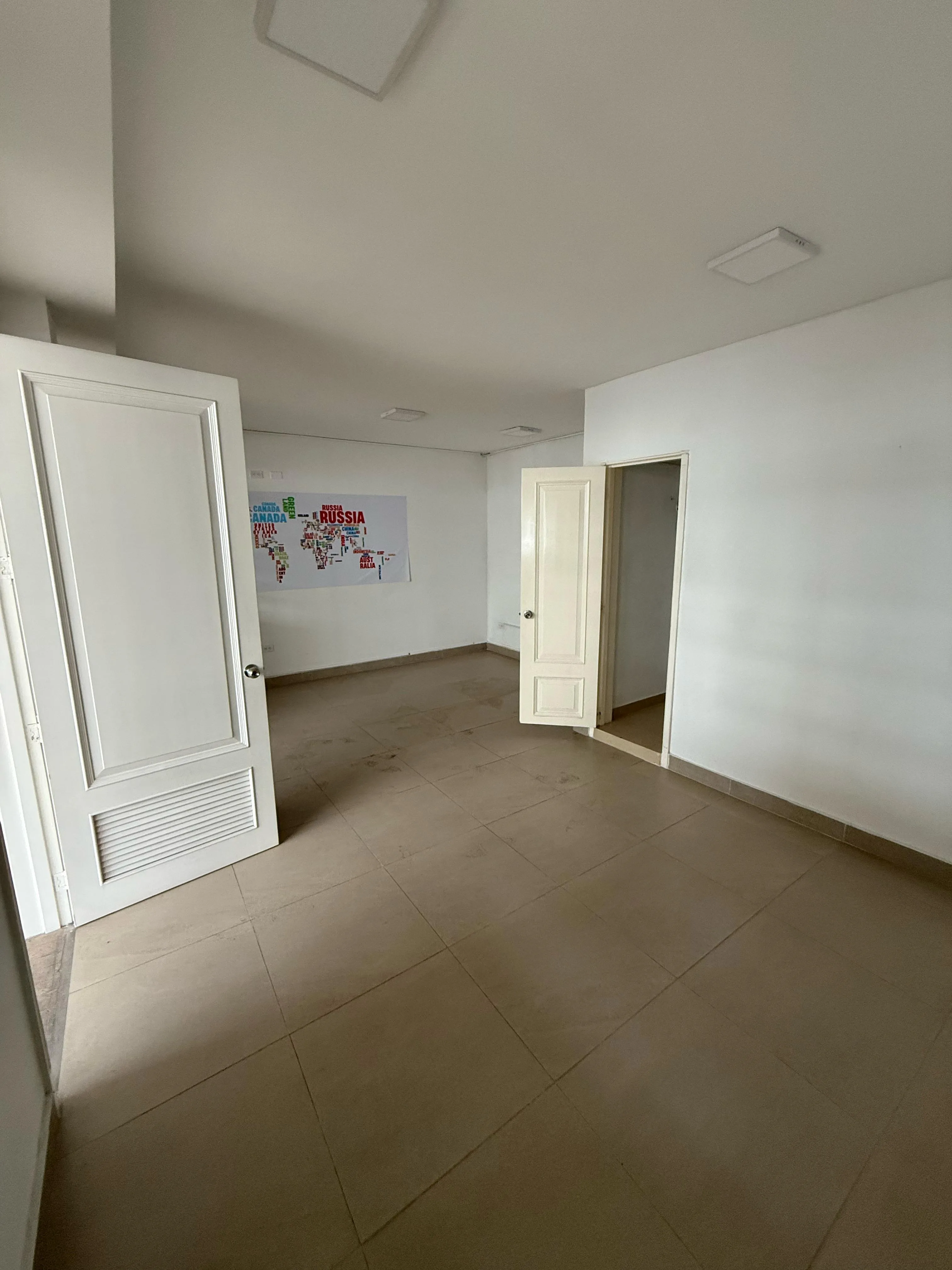 Local en Arriendo en Versalles