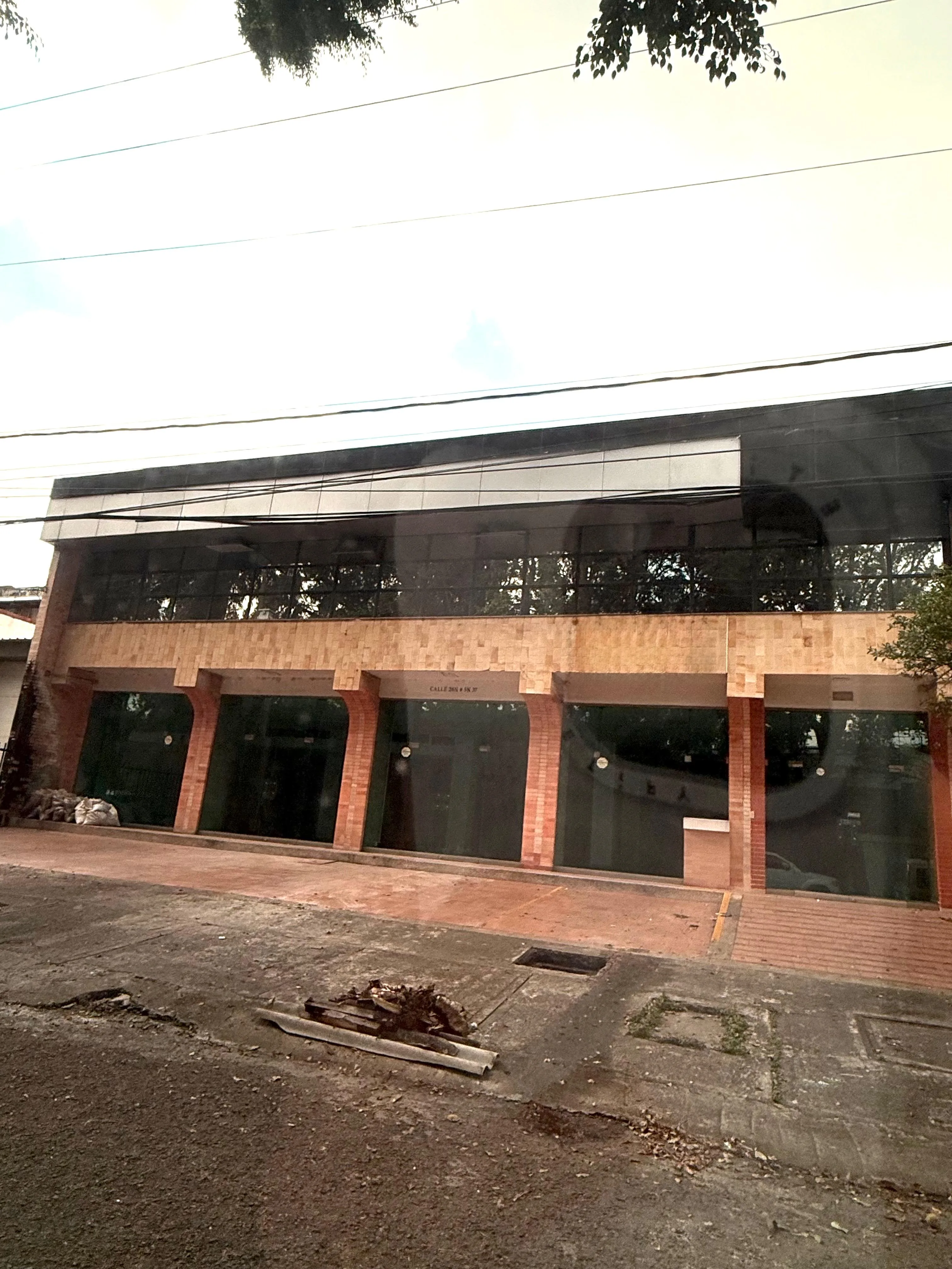 Local en Arriendo en Versalles