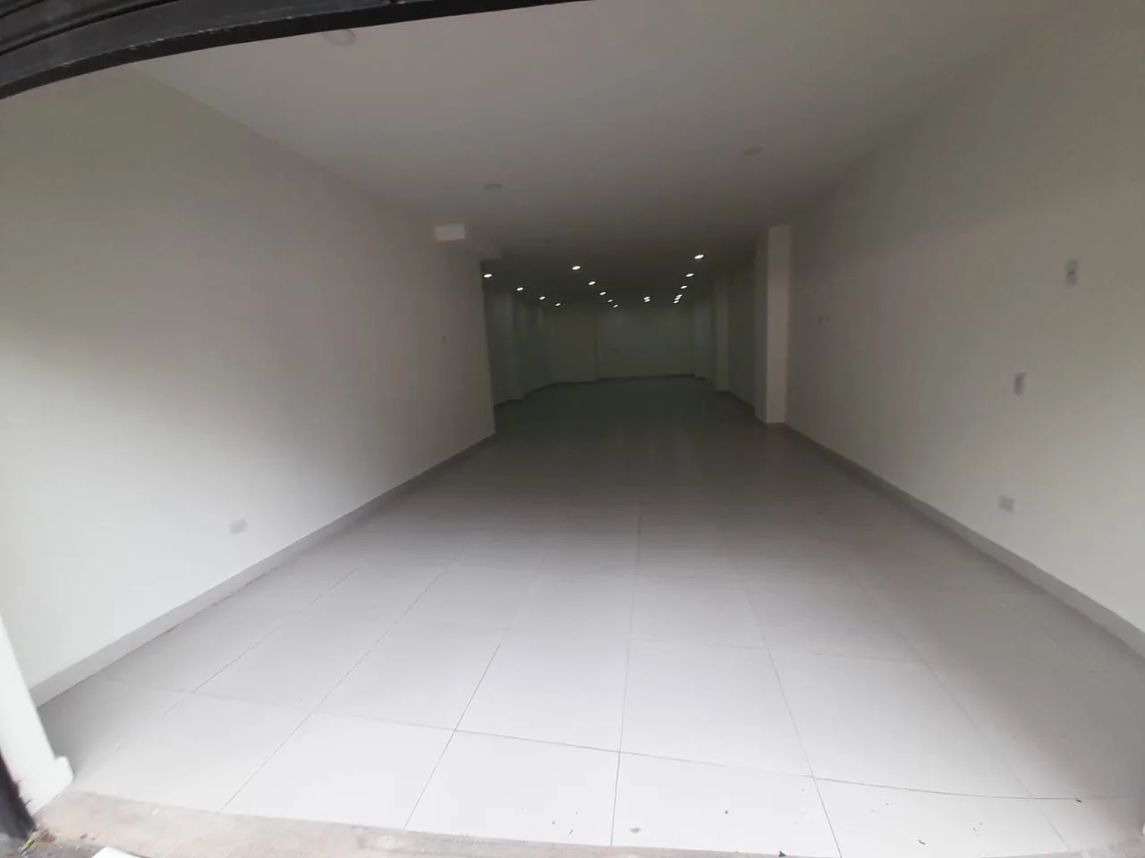 Bodega en arriendo en Calasanz, Guarne