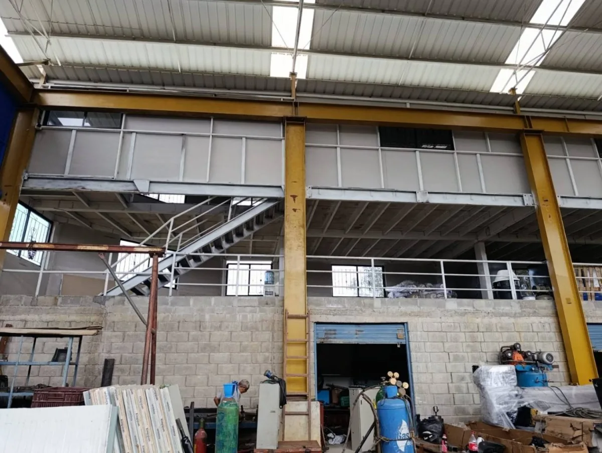 Bodega en Arriendo en Las Lomitas, La estrella