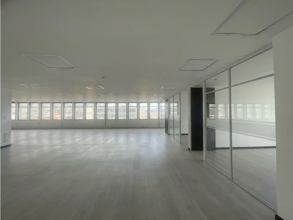 Oficina en  Arriendo