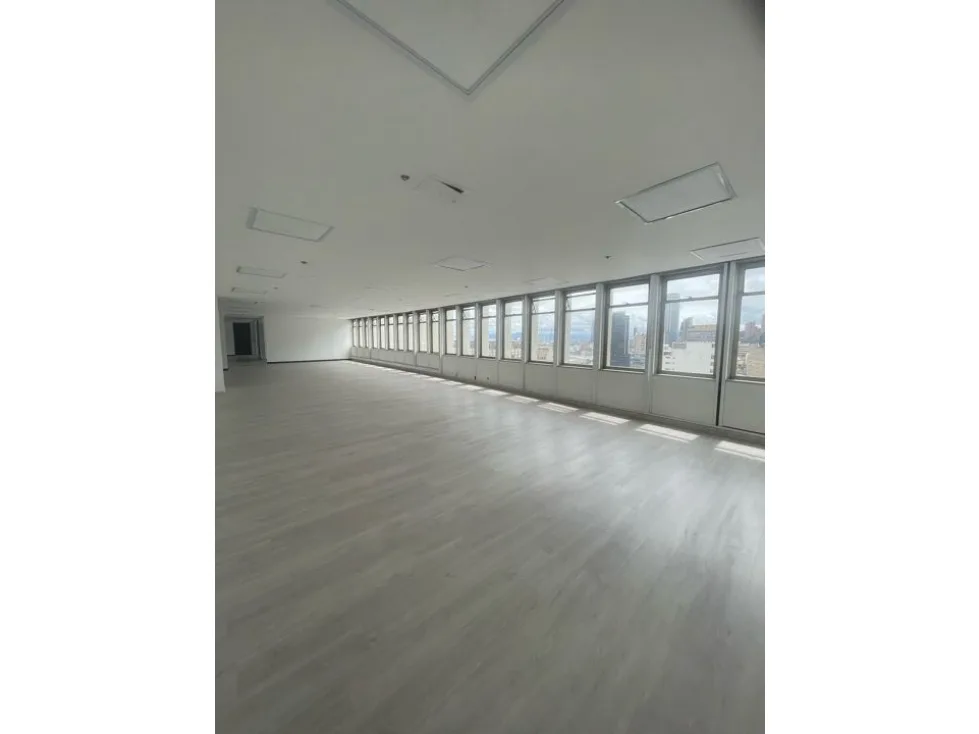 Oficina en  Arriendo