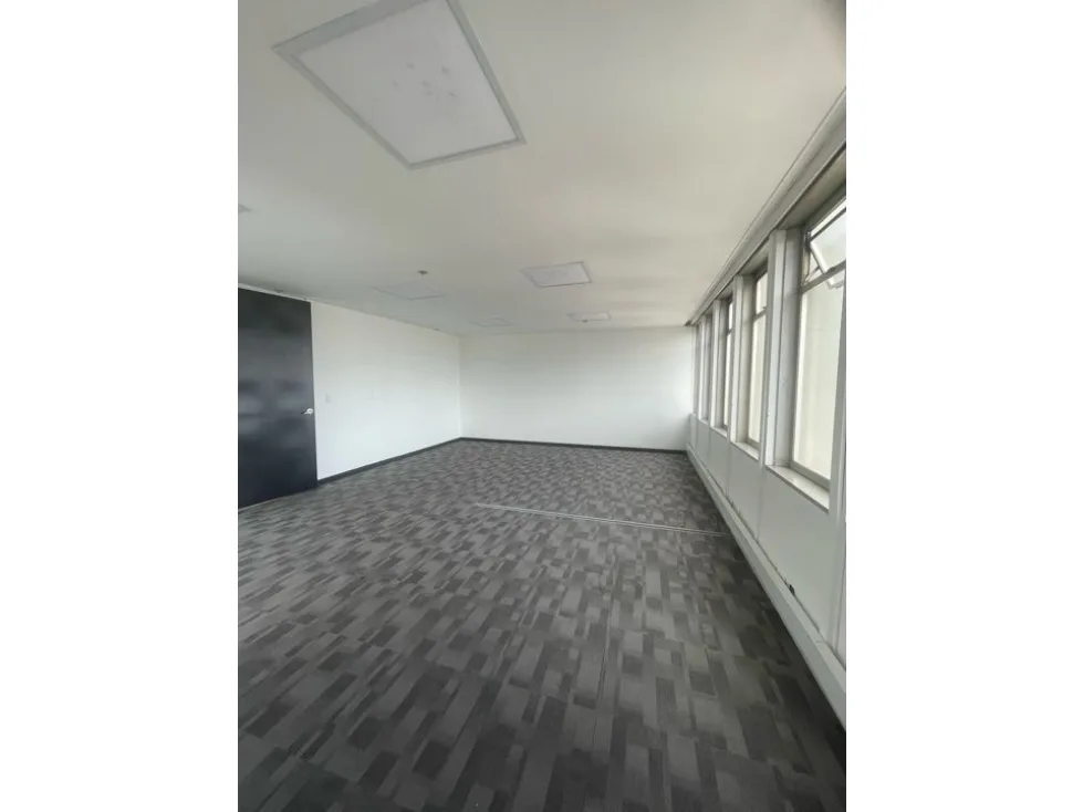 Oficina en  Arriendo