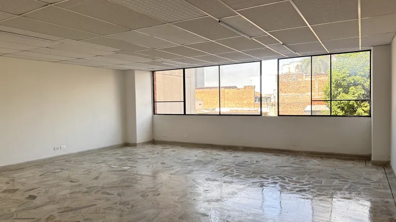 Oficina en Arriendo en Central, Palmira