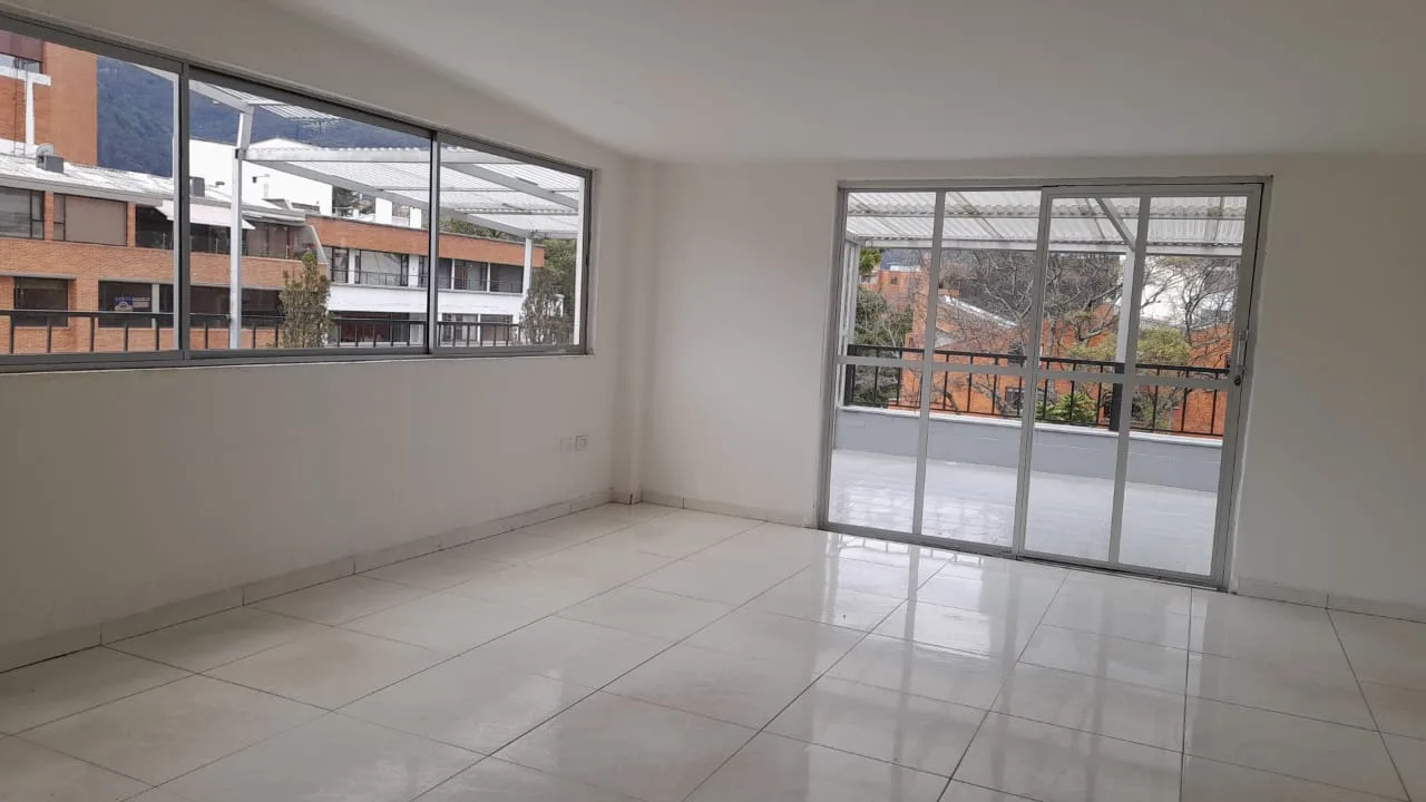 Oficina en Arriendo en Chico norte, Bogotá