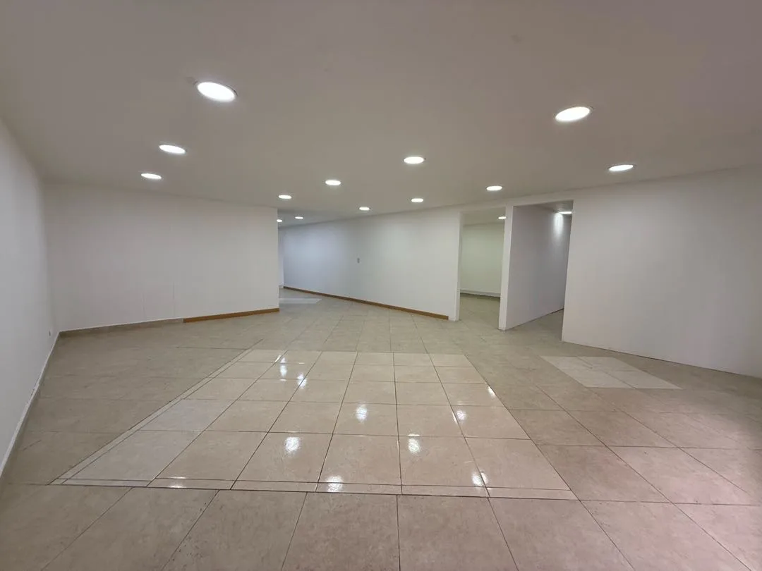 Oficina en Arriendo en El chico, Bogotá