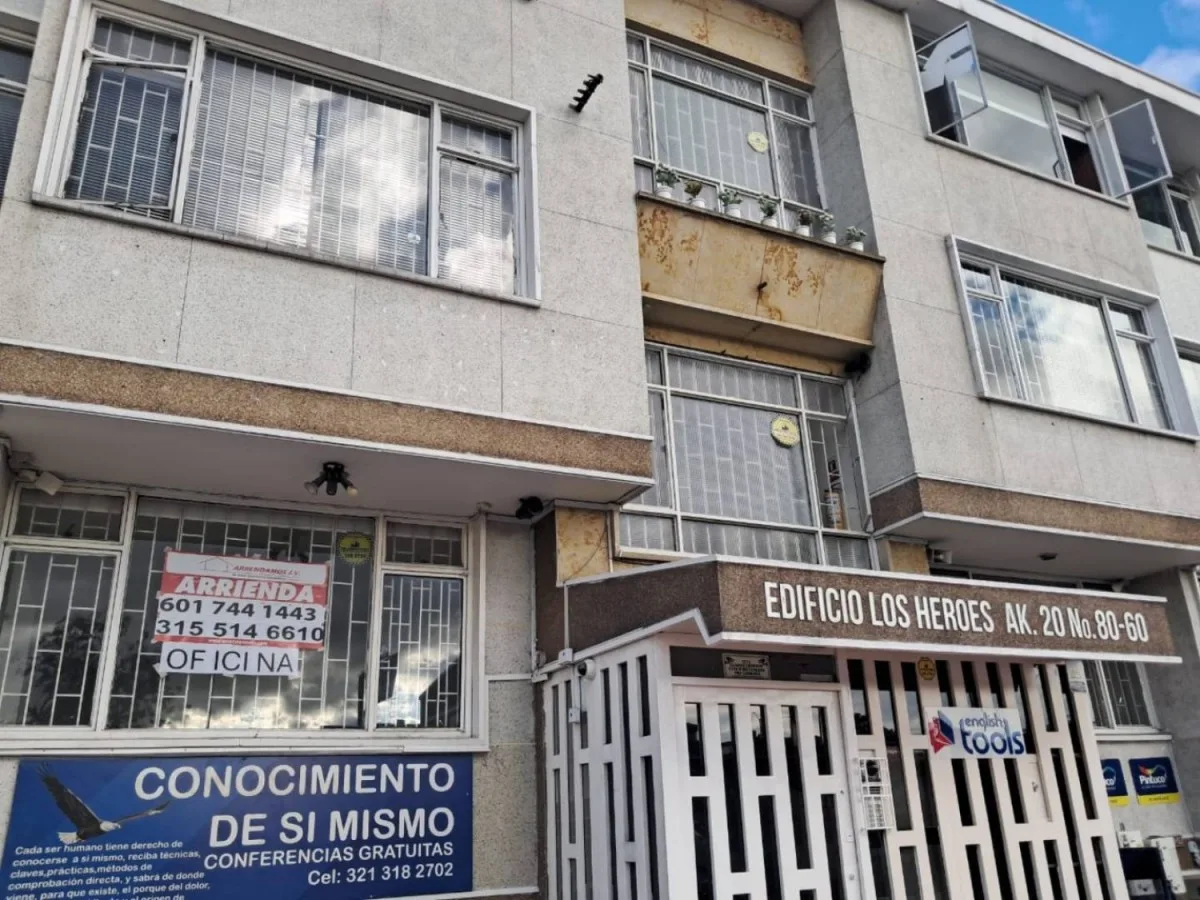 Oficina en Arriendo en Lago gaitan, Bogotá