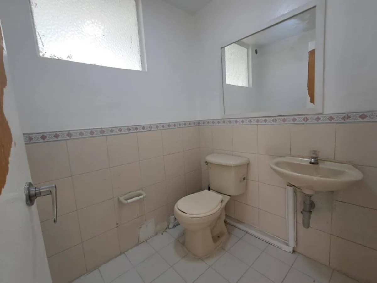 Oficina en Arriendo en Lago gaitan, Bogotá