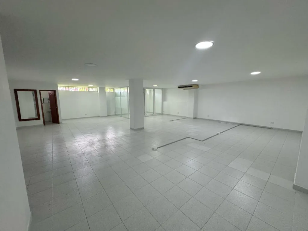 Oficina en Arriendo en Los alamos, Pereira