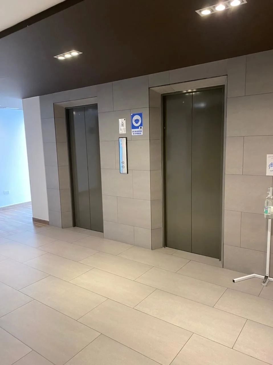 Oficina en  Arriendo en Los alpes, Pereira