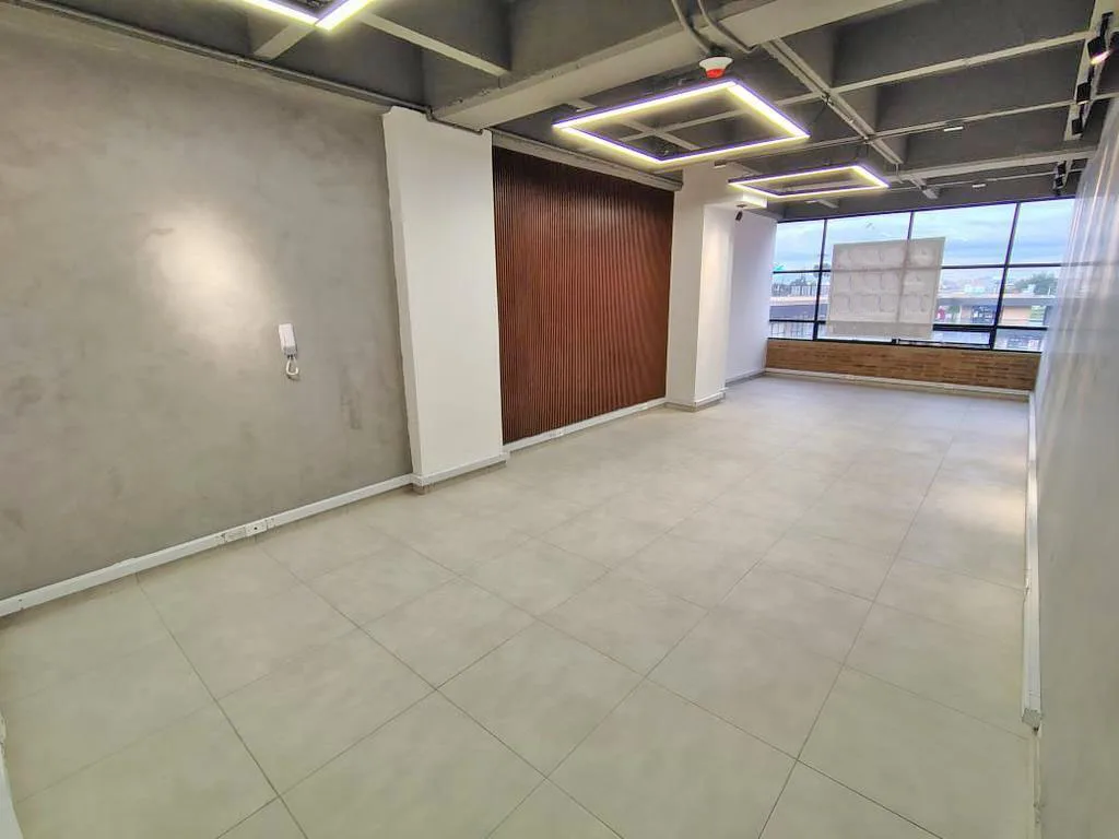 Oficina en  Arriendo en Novaterra, Mosquera