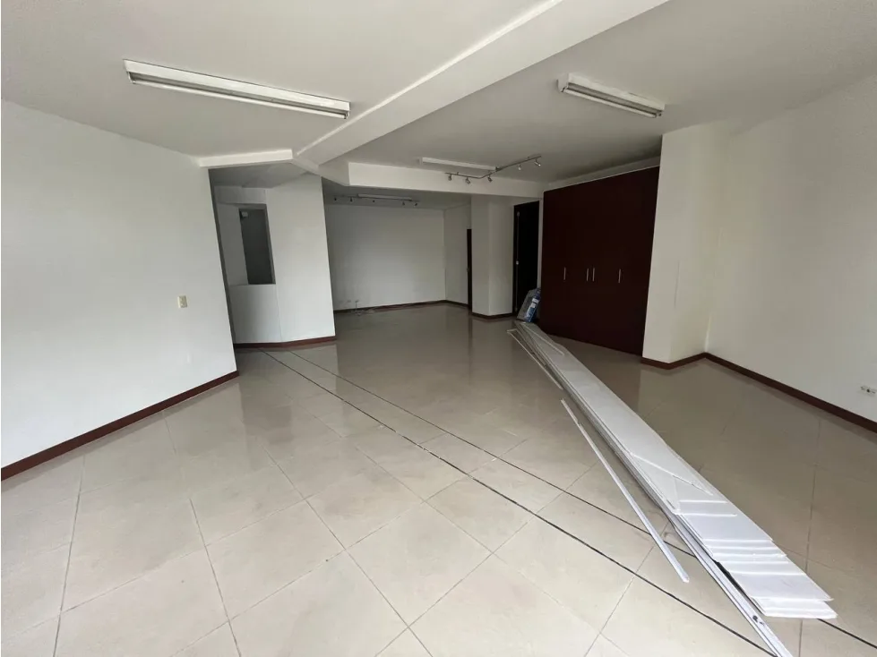 Oficina en  Arriendo en Pinares, Pereira