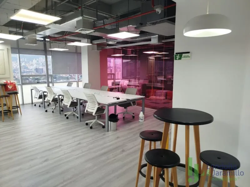 Oficina en Arriendo en Primavera, Envigado