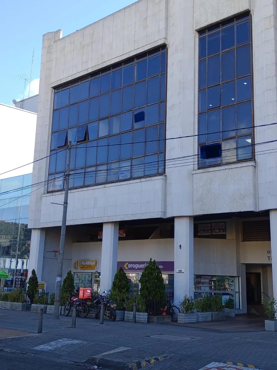 Oficina en Arriendo en Santa Barbara, Bogotá