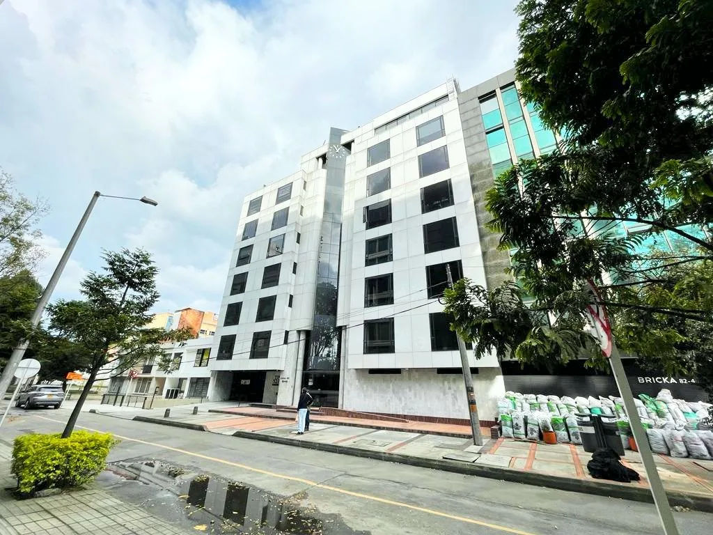 Oficina en arriendo en Lago gaitan, Bogotá