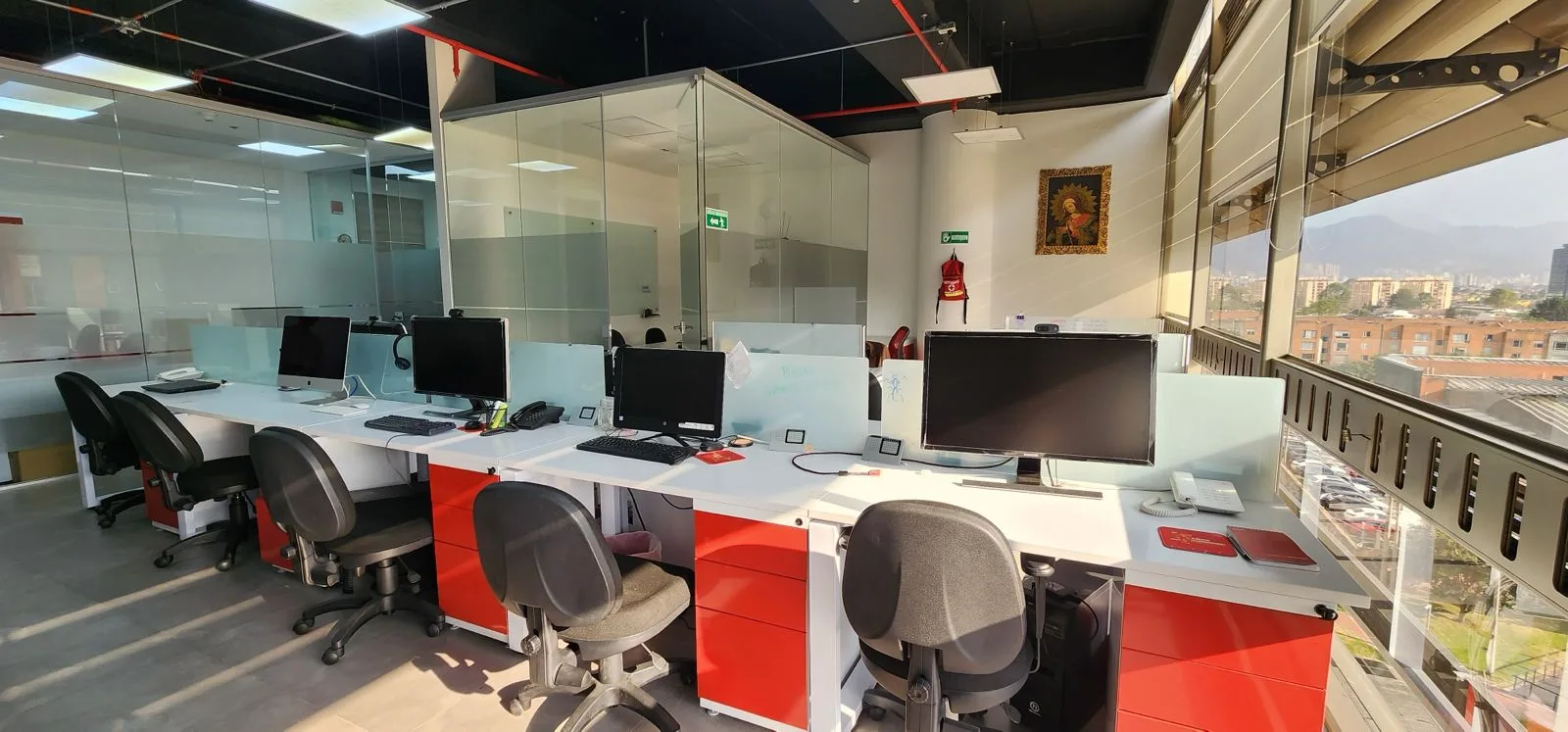 Oficina en arriendo en Pontevedra, Bogotá