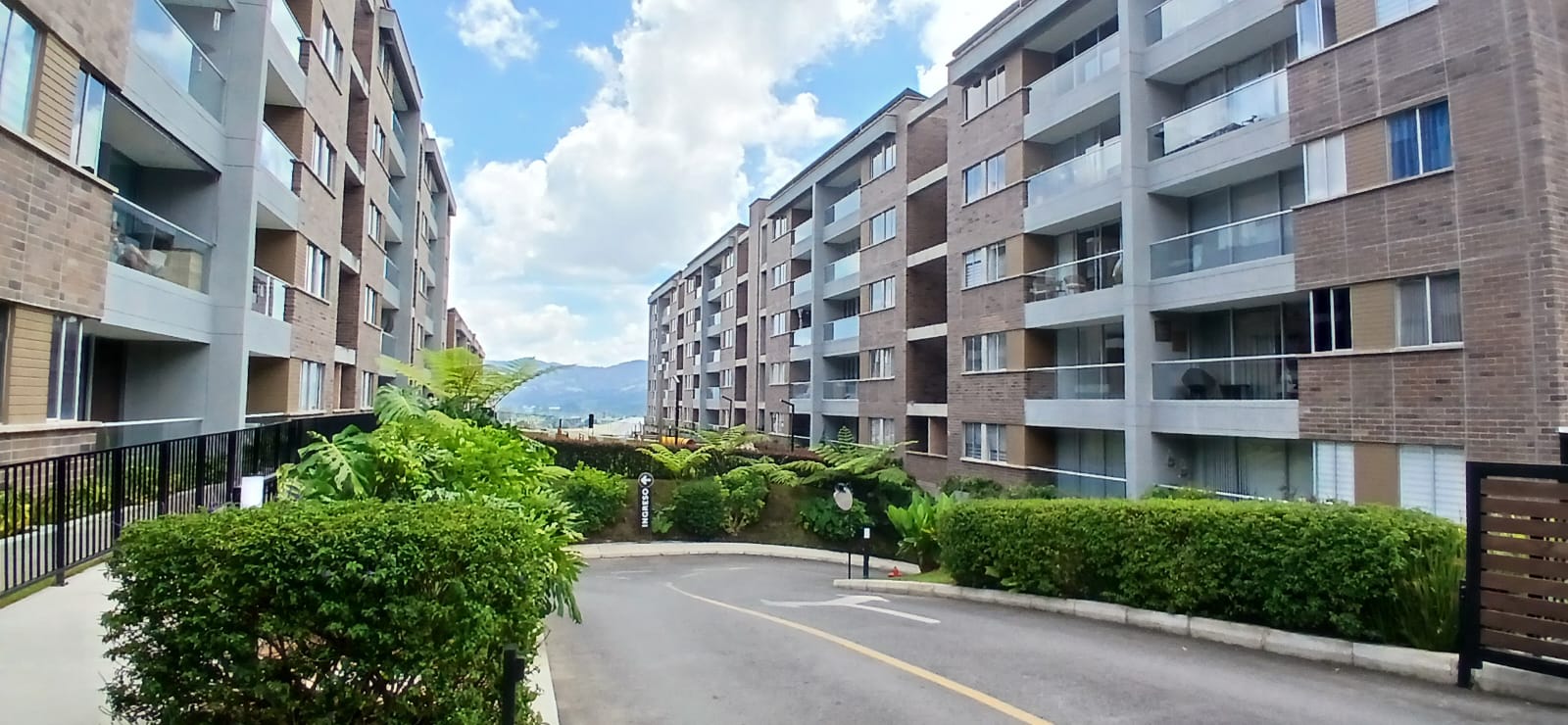 Se arrienda apartamento ubicado en el municipio de La Ceja Antioquia.