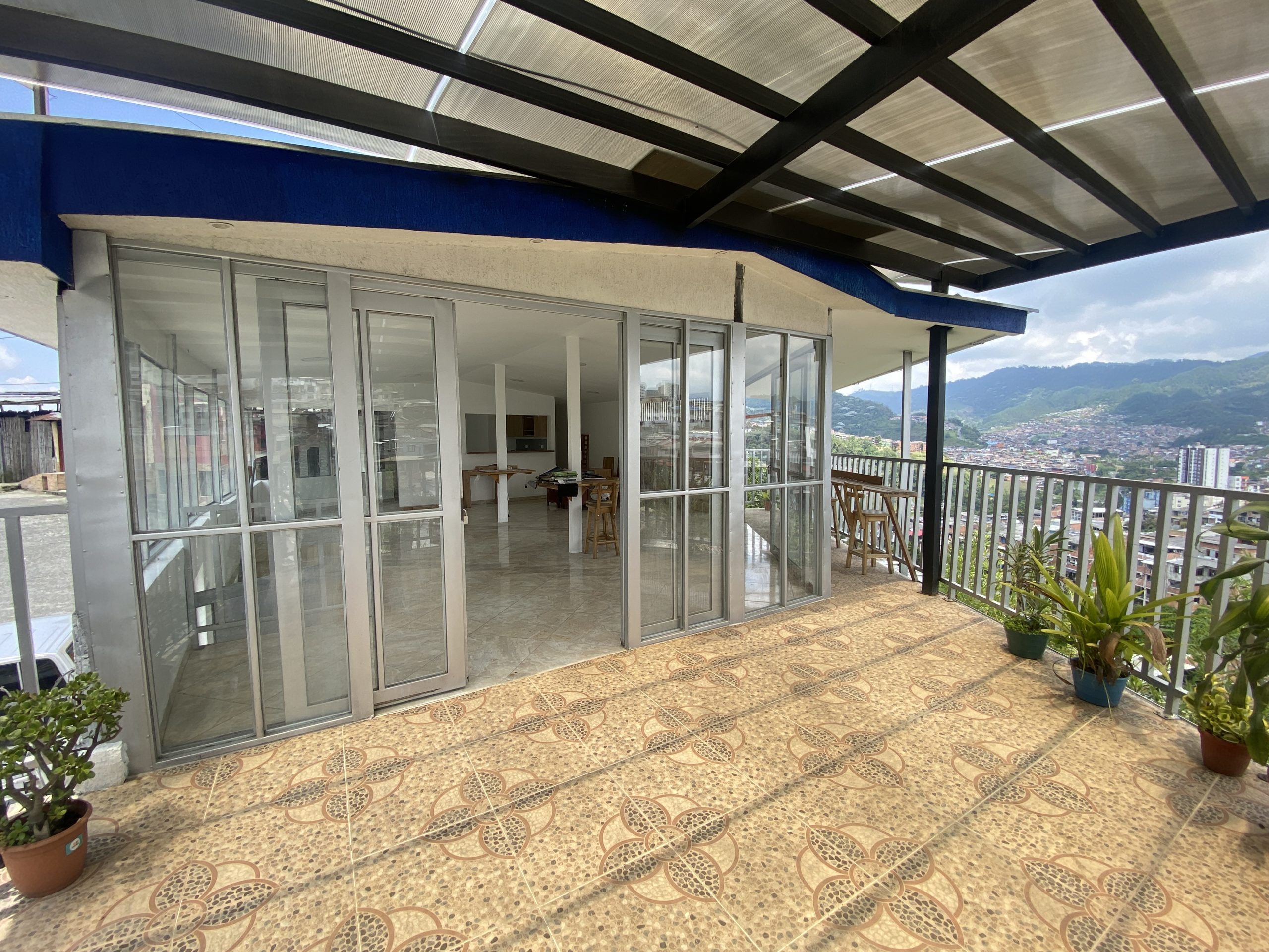 ARRIENDO LOCAL COMERCIAL EN BÉLEN, MANIZALES | ARRIENDOS MANIZALES