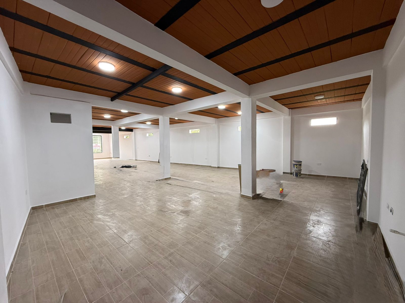 SE ARRIENDA APARTAMENTO EN SABANETA