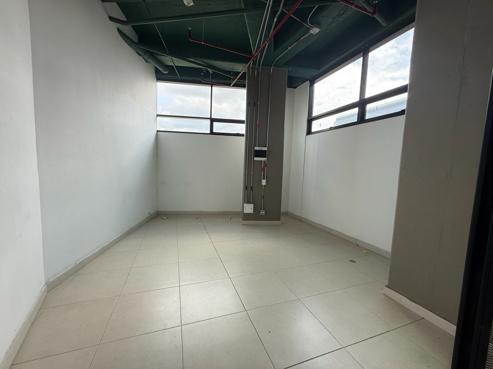 Oficina en arriendo, Rionegro, Sector Cimarronas