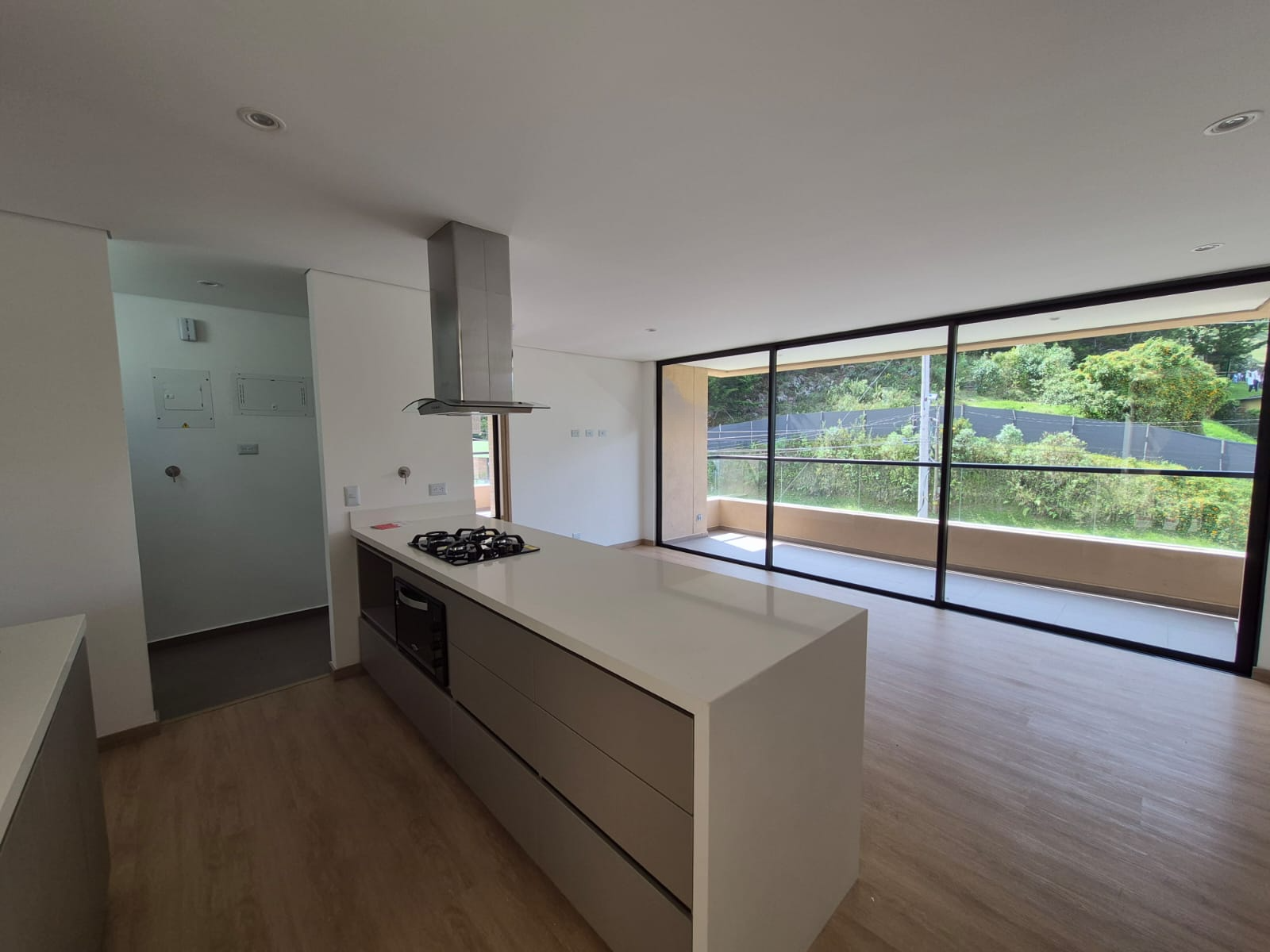 FINCA EN ARRIENDO VEREDA SANTA TERESA EN RIONEGRO.