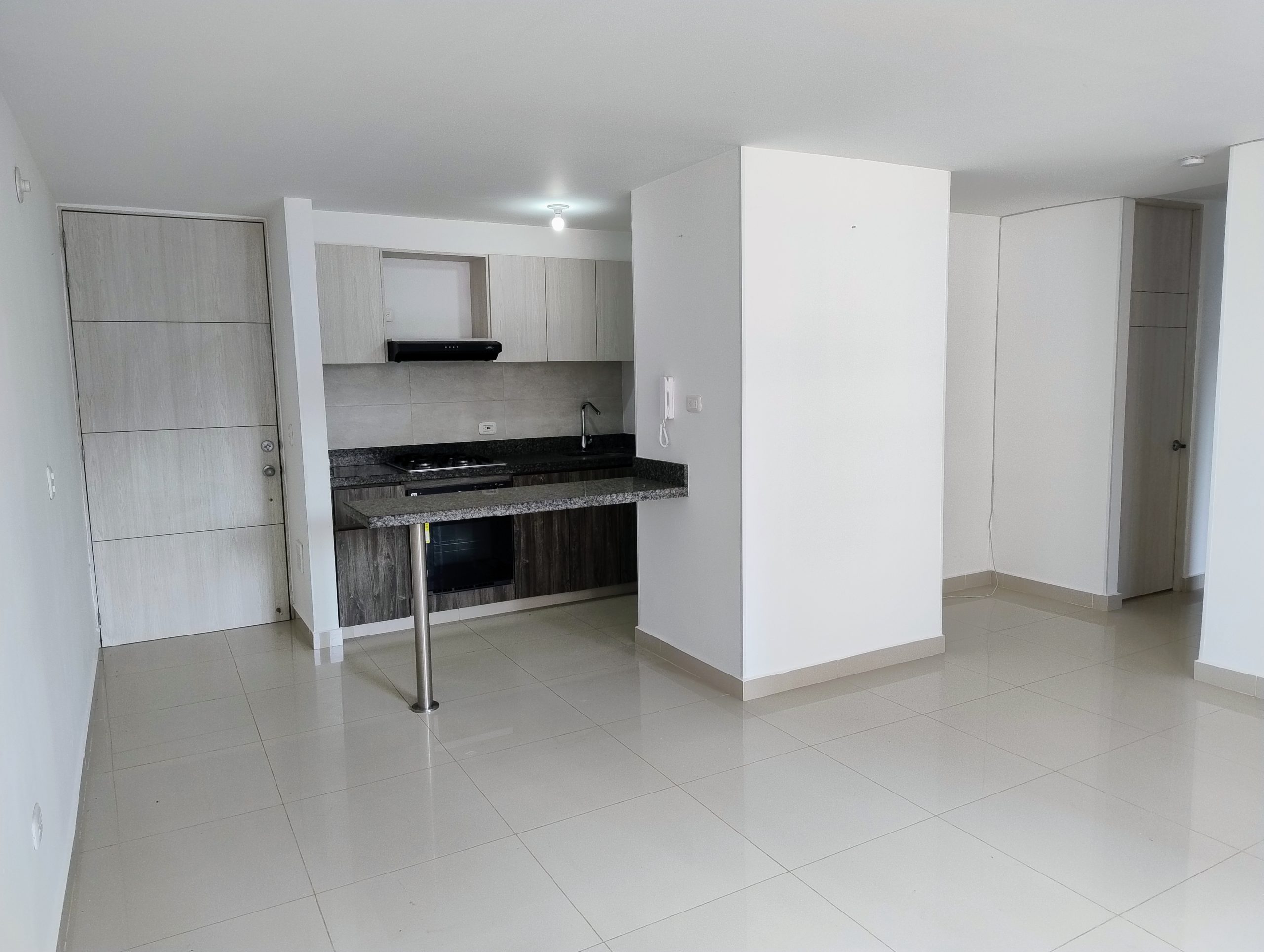 CASA COMERCIAL O RESIDENCIAL SOBRE LA MURILLO CON 21.