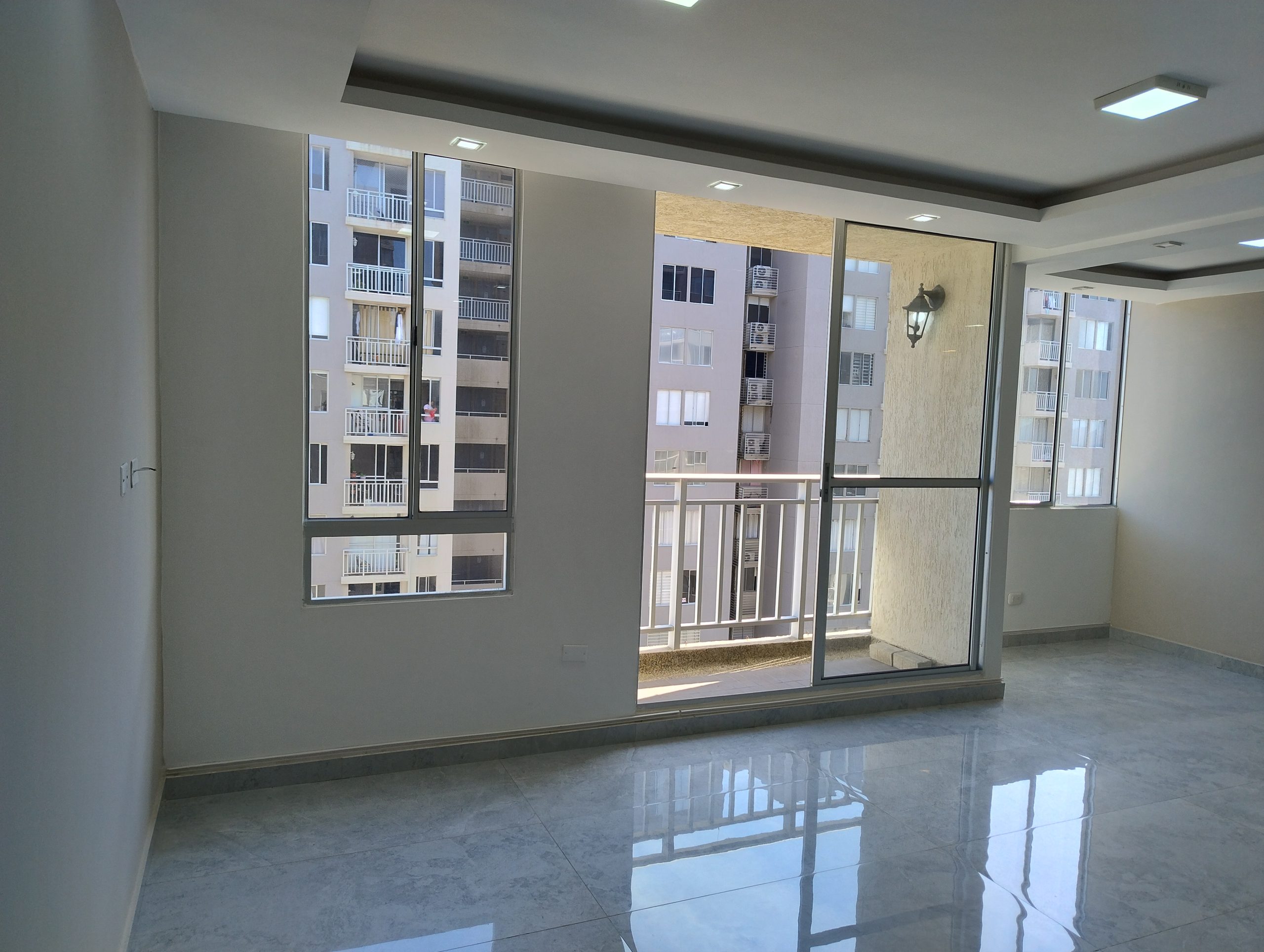 ARRIENDO APTO MAS HOUSE LOS ANDES