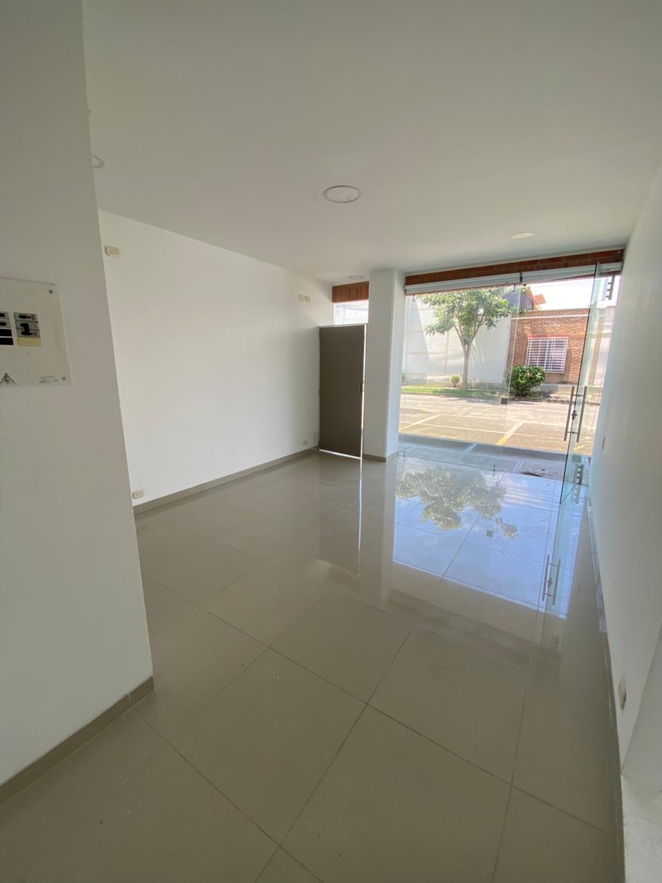ARRIENDO APARTAESTUDIO BARRIO VERSALLES