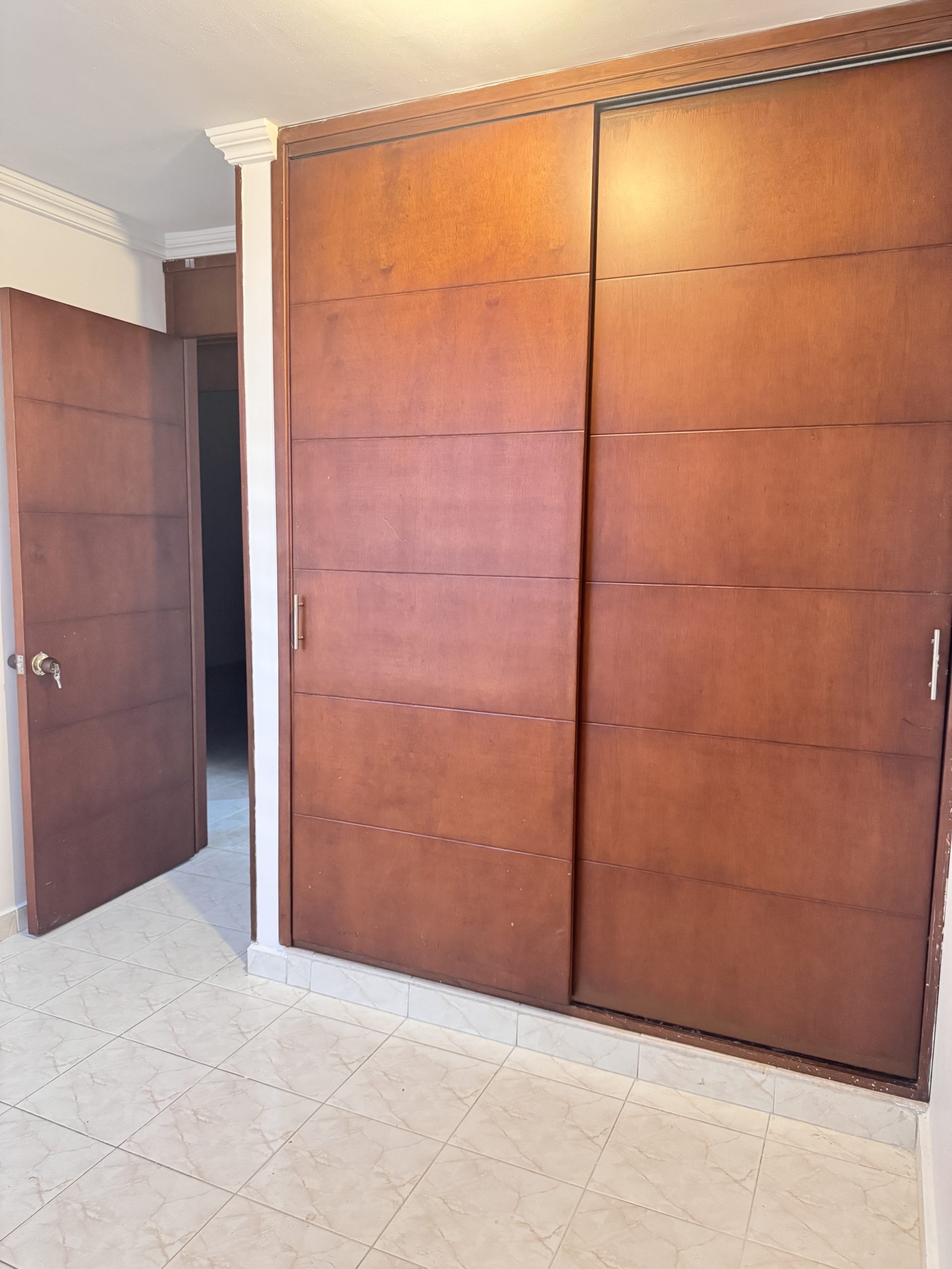 Espectacular apartamento al lado del centro comercial Unico