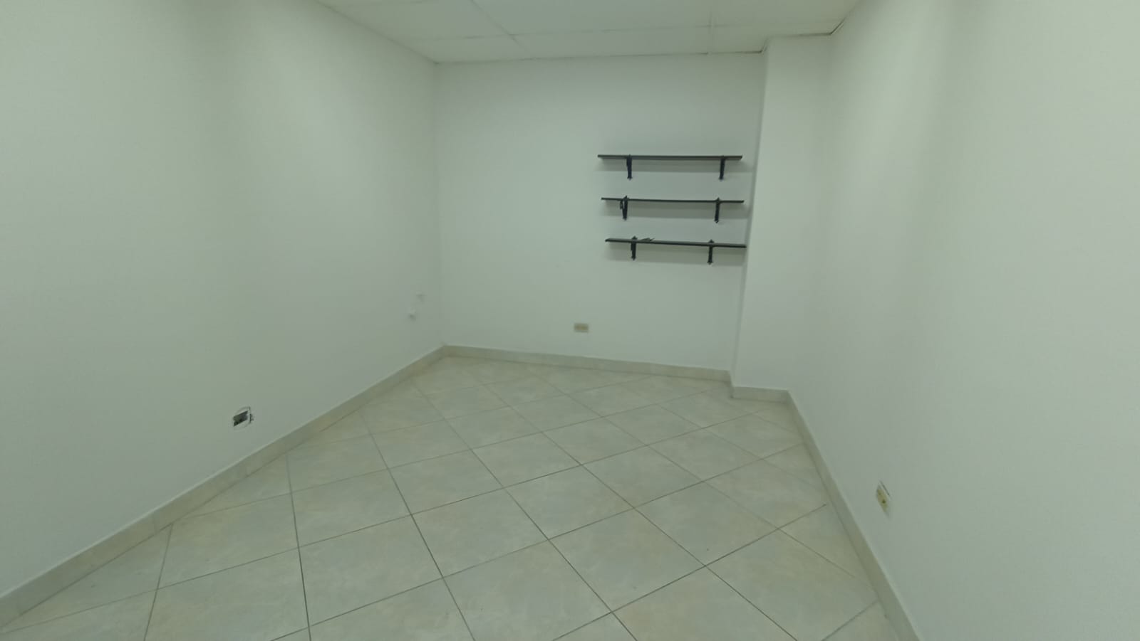 Se Arrienda Oficina en Suramericana Laureles, Medellín