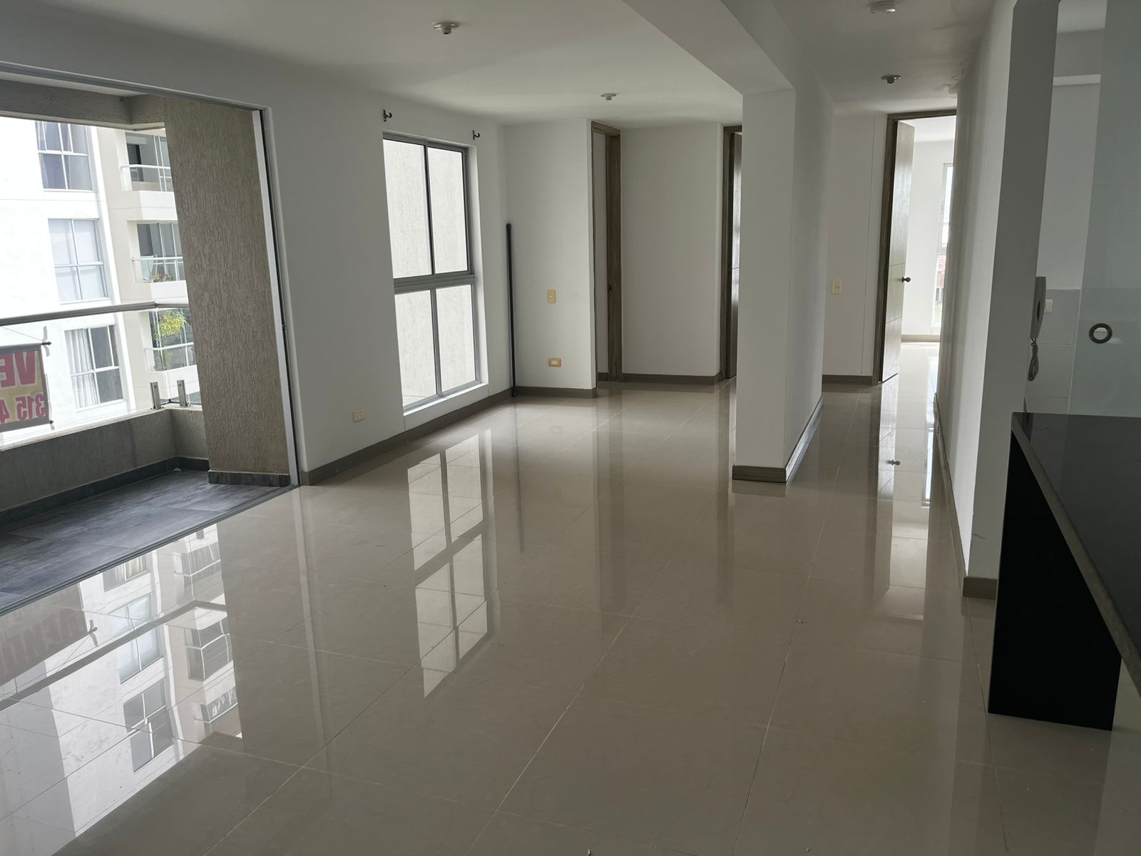 CONJUNTO COUNTRY RESERVADO TORRES 3 APARTAMENTO 202