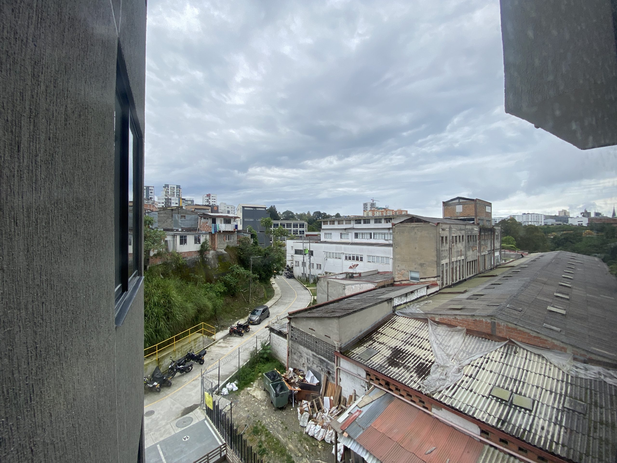 ARRIENDO CONSULTORIO EN VERSALLES MANIZALES | ARRIENDOS