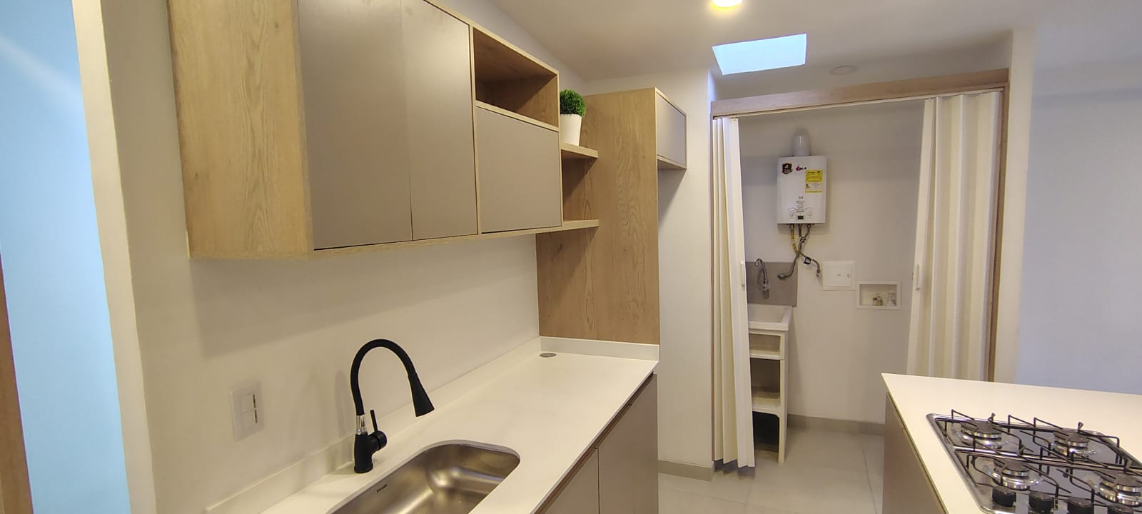 ARRIENDO APARTA ESTUDIO EN ALCAZARES | ARRIENDOS MANIZALES