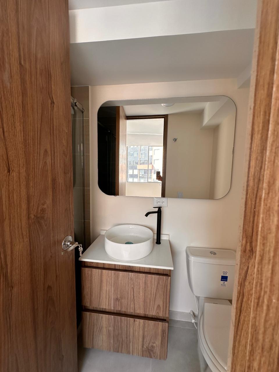 Apartamento nuevo con admon incluida