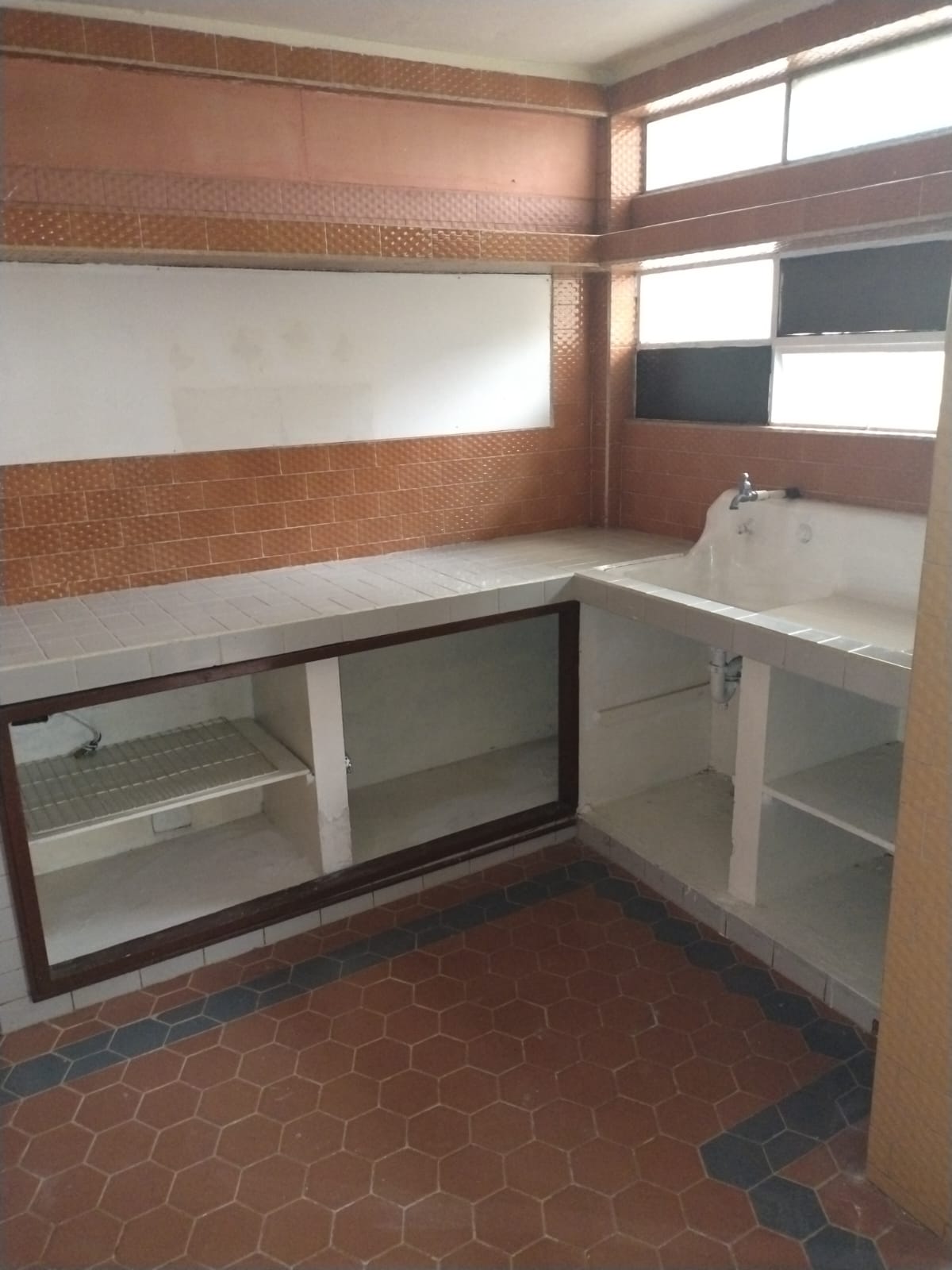 ARRIENDO CASA EN EL BARRIO SAN IGNACIO
